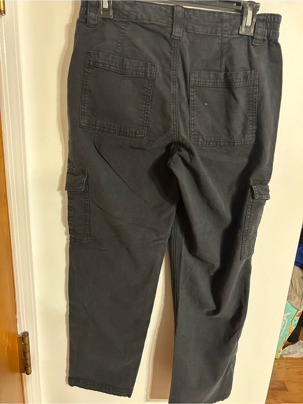 American Eagle Outfitters Black Women's Cargo Pants - Picture 6 of 9